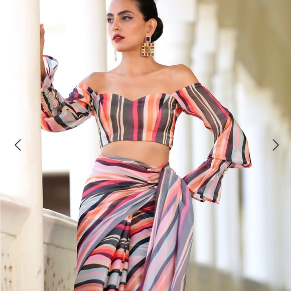 Saree - Picture 3 of 5